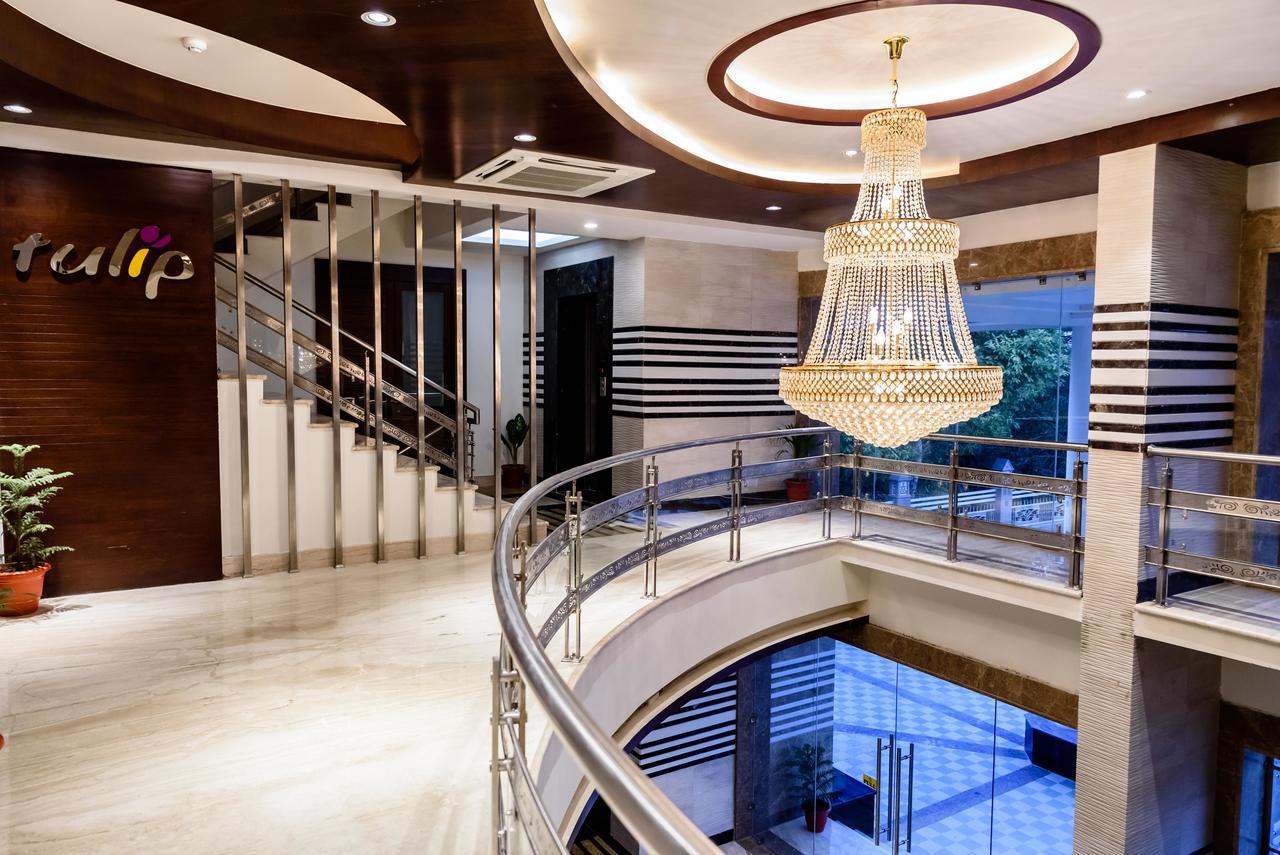 Konark Grand Hotel Mirzāpur Eksteriør bilde